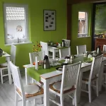 Spatzennest Vogelsberg Hotel
