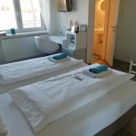 Spatzennest Vogelsberg Hotel